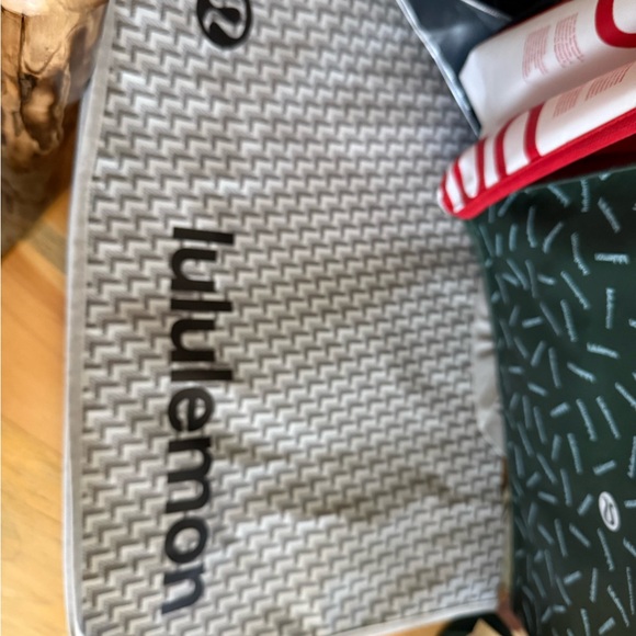 Lululemon Athletica Assorted Tote Bags - Red, Blue, Green, Silver - Picture 12 of 14